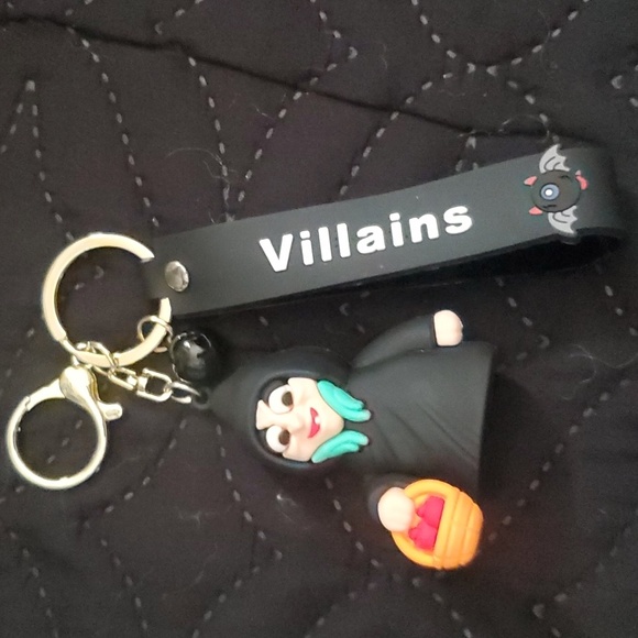 DISNEY "VILLIAN" KEYCHAINS (inspired) - Picture 10 of 12